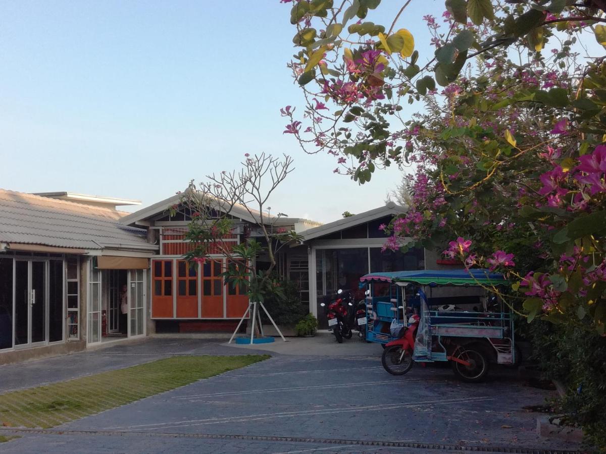 Sea Sand House Resort Klong Wan Bagian luar foto